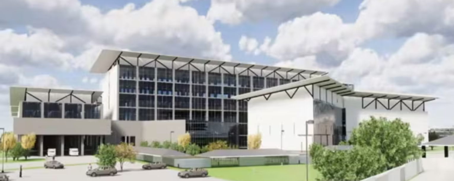 Ilustración arquitectónica del diseño del nuevo Hospital Max Peralta de Cartago, presentada por la Caja Costarricense del Seguro Social en mayo de 2024, que muestra varios edificios hospitalarios modernos de varios niveles conectados entre sí, rodeados de áreas verdes, caminos internos y zonas de acceso para vehículos.