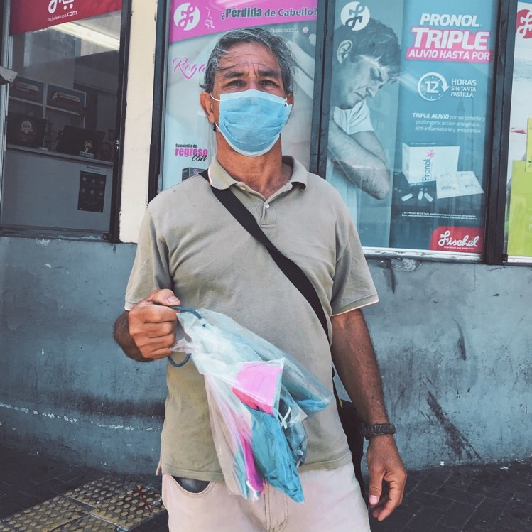 Vendedor ambulante 15 años trabajado en San José